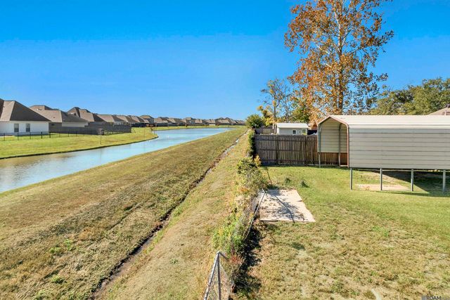 40261 Parker Rd, Prairieville, LA 70769