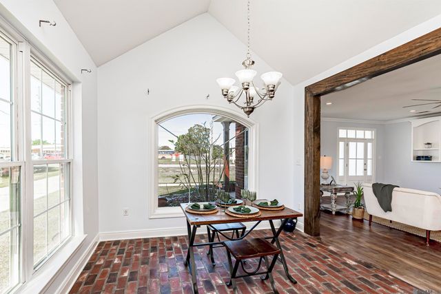 40261 Parker Rd, Prairieville, LA 70769