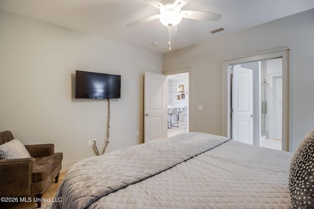 2501 Bienville Boulevard, 134, Ocean Springs, MS 39564