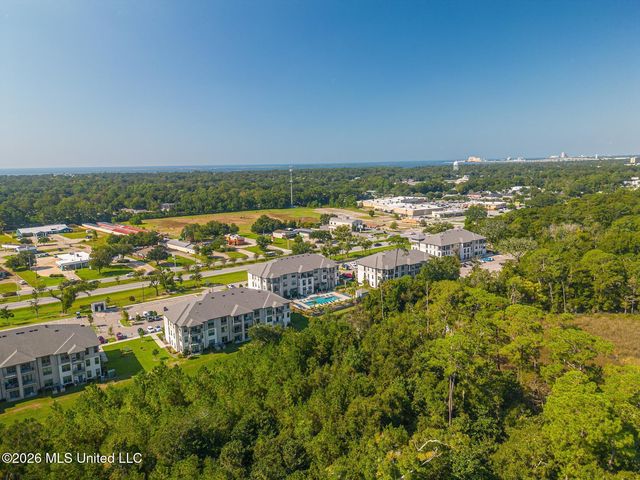 2501 Bienville Boulevard, 134, Ocean Springs, MS 39564