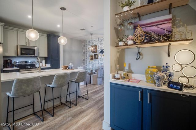 2501 Bienville Boulevard, 134, Ocean Springs, MS 39564