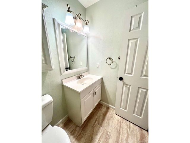 1960 S Xanadu Way 207, Aurora, CO 80014