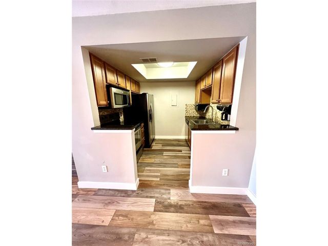 1960 S Xanadu Way 207, Aurora, CO 80014