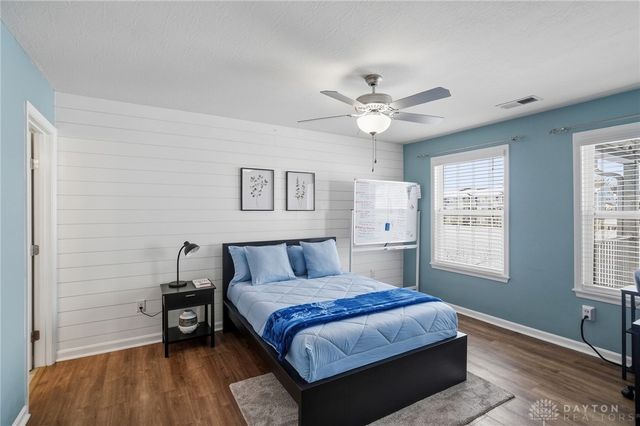 136 Waterhaven Way, Springboro, OH 45066