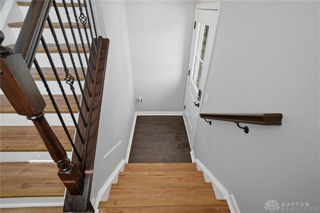 136 Waterhaven Way, Springboro, OH 45066