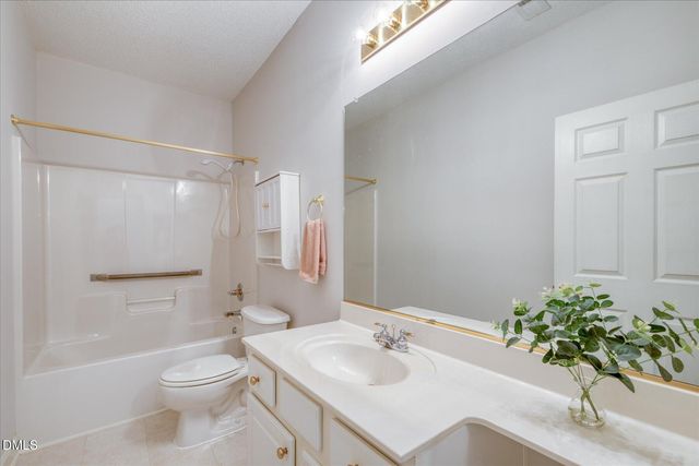 114 Knotts Valley Lane, Cary, NC 27519