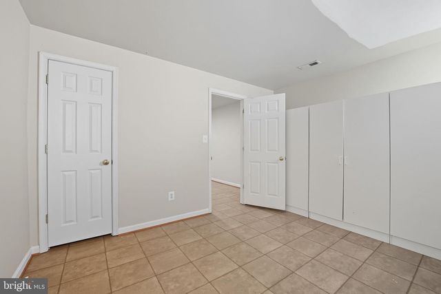 12410 IONA SOUND DR, Bristow, VA 20136