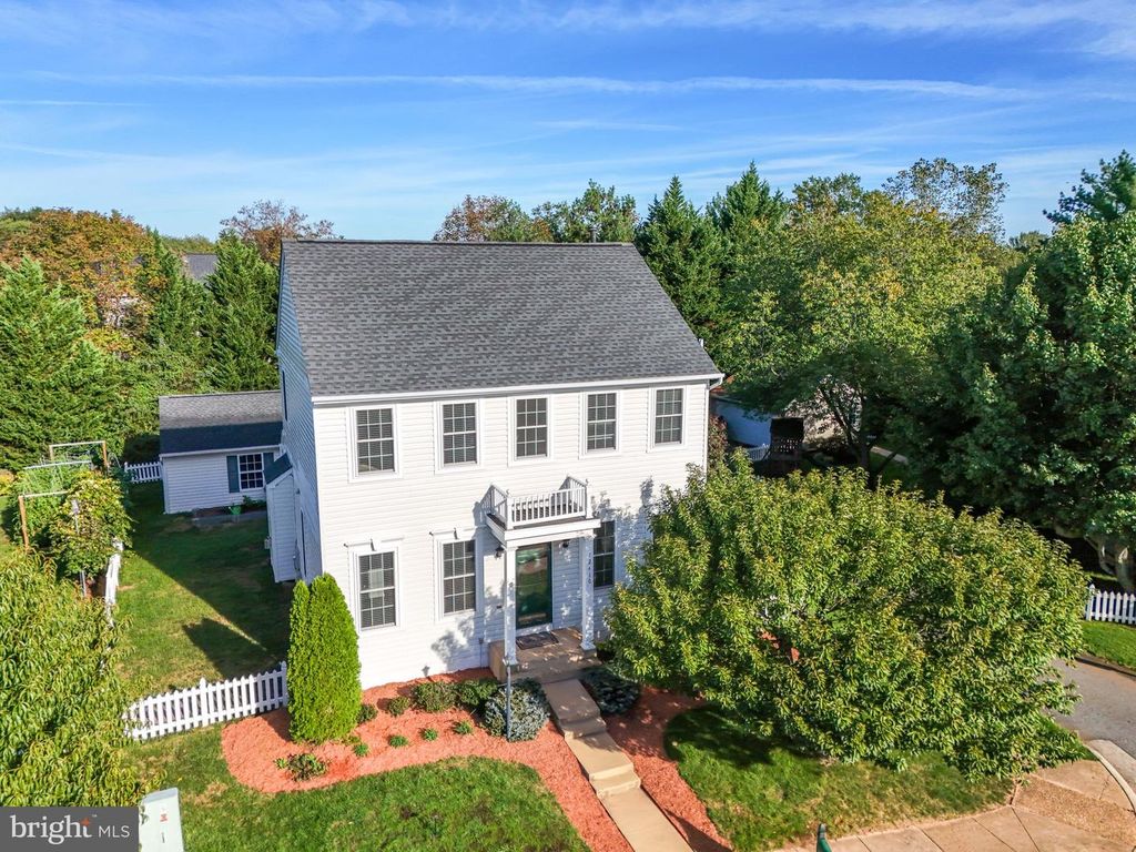 12410 IONA SOUND DR, Bristow, VA 20136