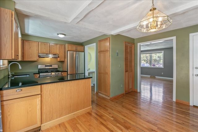 46 Pawtucket Blvd 32, Tyngsborough, MA 01879