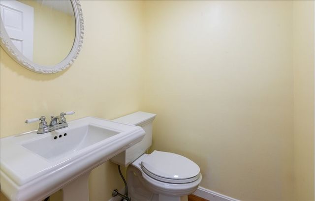 46 Pawtucket Blvd 32, Tyngsborough, MA 01879