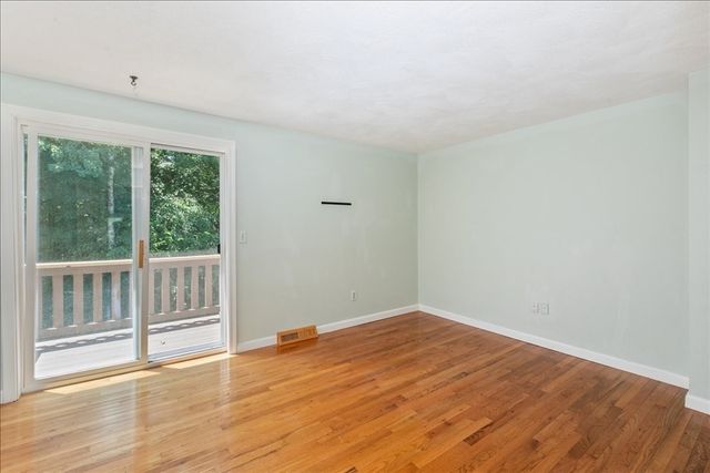 46 Pawtucket Blvd 32, Tyngsborough, MA 01879