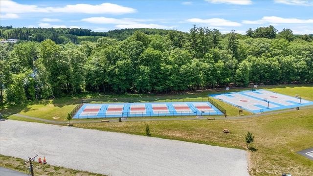 46 Pawtucket Blvd 32, Tyngsborough, MA 01879
