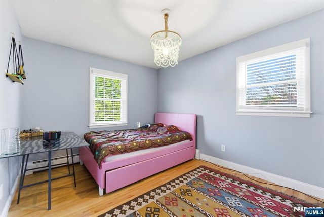 29 Albertine Place, West Milford, NJ 07438