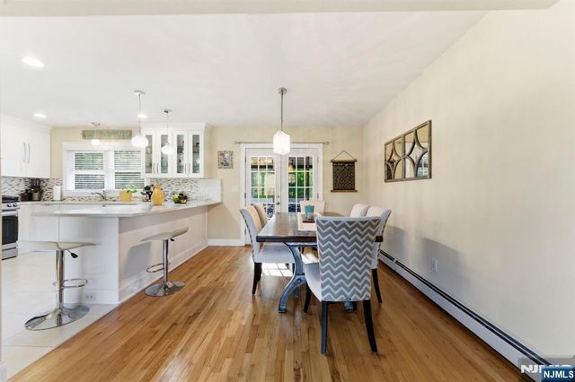 29 Albertine Place, West Milford, NJ 07438