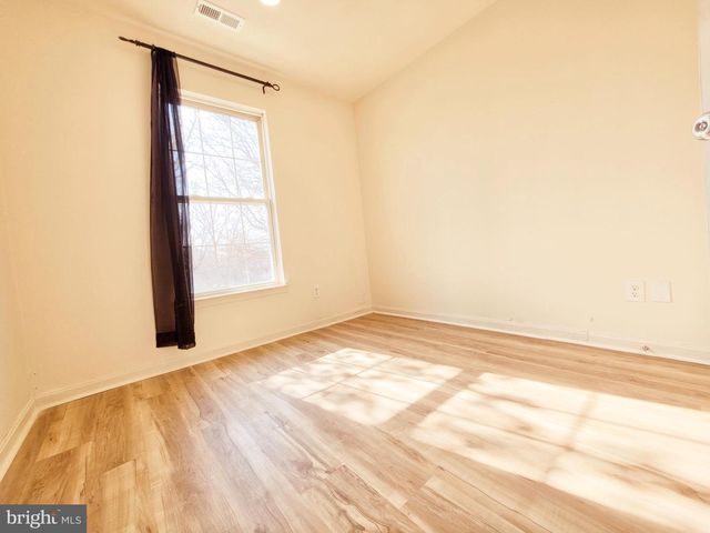 605 VILLAGER CIR, Baltimore, MD 21222