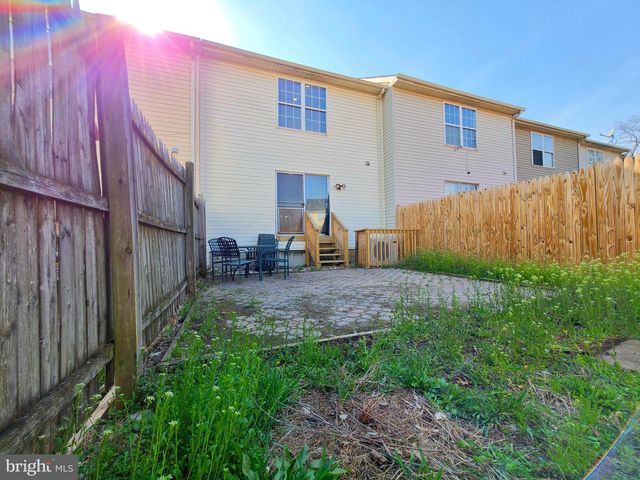 605 VILLAGER CIR, Baltimore, MD 21222