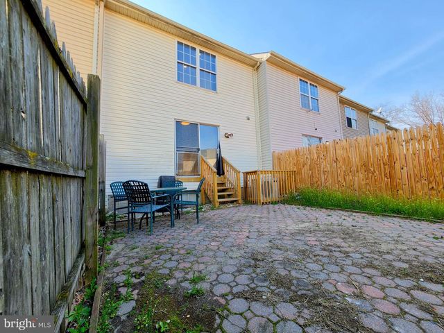 605 VILLAGER CIR, Baltimore, MD 21222