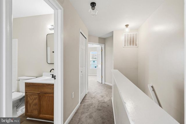 8699 FARNHAM WAY, Bristow, VA 20136