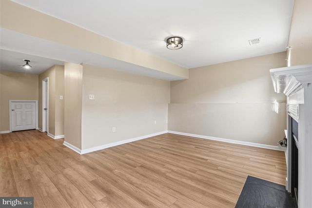 8699 FARNHAM WAY, Bristow, VA 20136