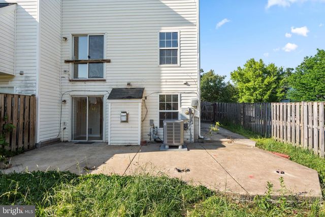 8699 FARNHAM WAY, Bristow, VA 20136