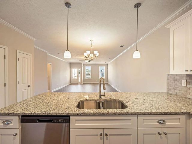 9125 Canyon Row, Aiken, SC 29803