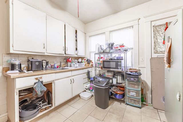 1607 7th Avenue, Rockford, IL 61104