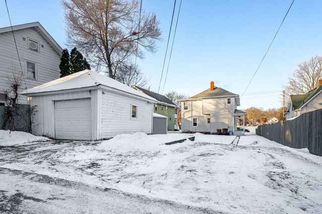 1607 7th Avenue, Rockford, IL 61104