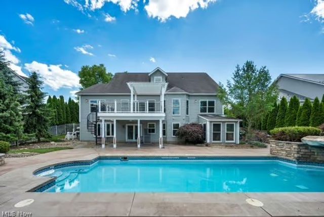 3223 Evelynton Place E, Stow, OH 44224