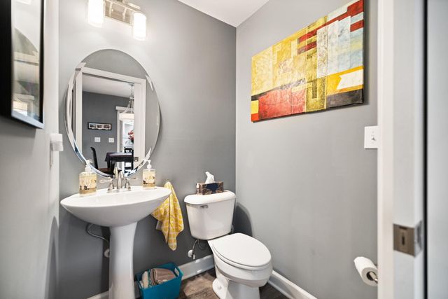 717 Newtown Springs Drive, Lexington, KY 40511