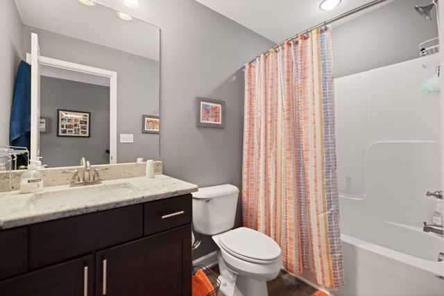 717 Newtown Springs Drive, Lexington, KY 40511