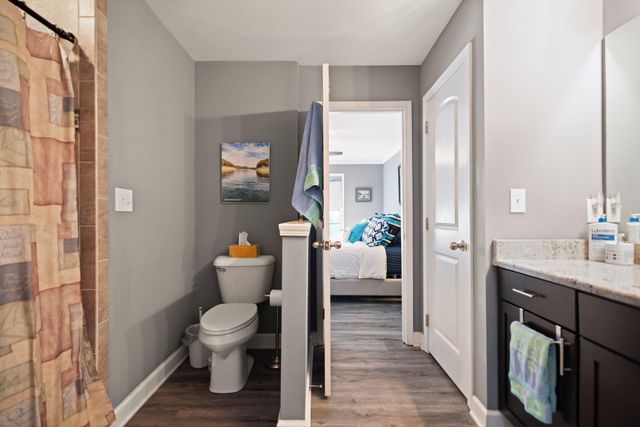 717 Newtown Springs Drive, Lexington, KY 40511