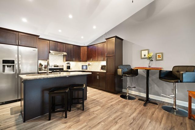 717 Newtown Springs Drive, Lexington, KY 40511