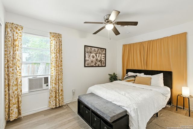 511 Venice, San Antonio, TX 78201
