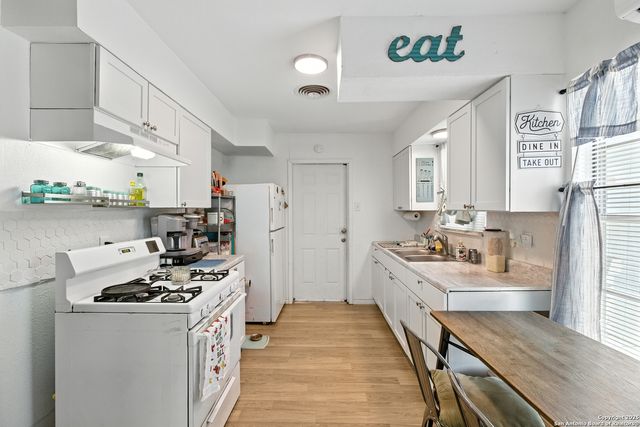 511 Venice, San Antonio, TX 78201