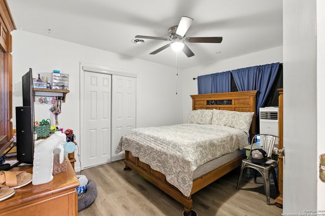 511 Venice, San Antonio, TX 78201