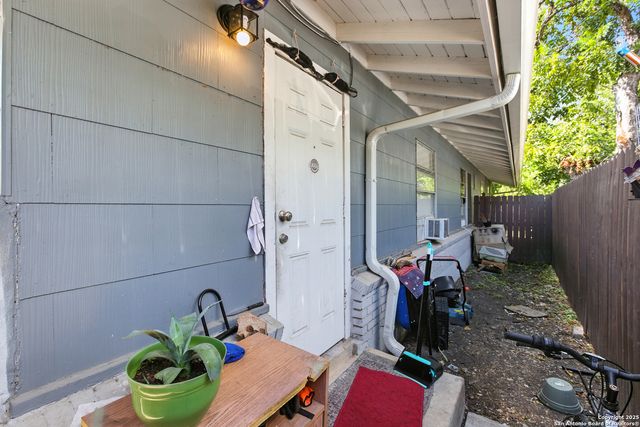 511 Venice, San Antonio, TX 78201