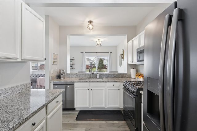 7326 Mabels Way 49, Loves Park, IL 61111