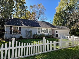 80 South Street, Chagrin Falls, OH 44022