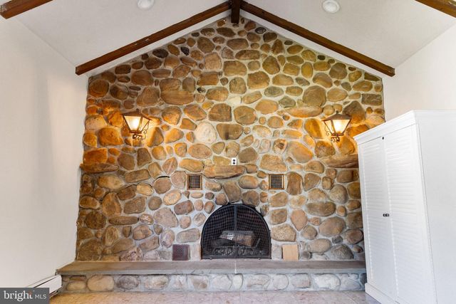 73 EVERGREEN, Doylestown, PA 18901