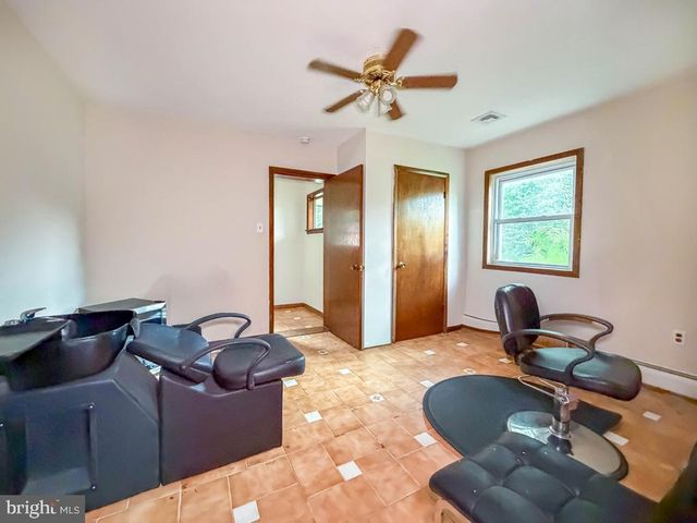 73 EVERGREEN, Doylestown, PA 18901