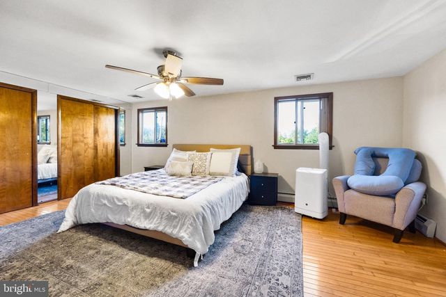 73 EVERGREEN, Doylestown, PA 18901