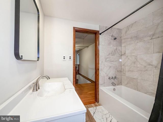 73 EVERGREEN, Doylestown, PA 18901