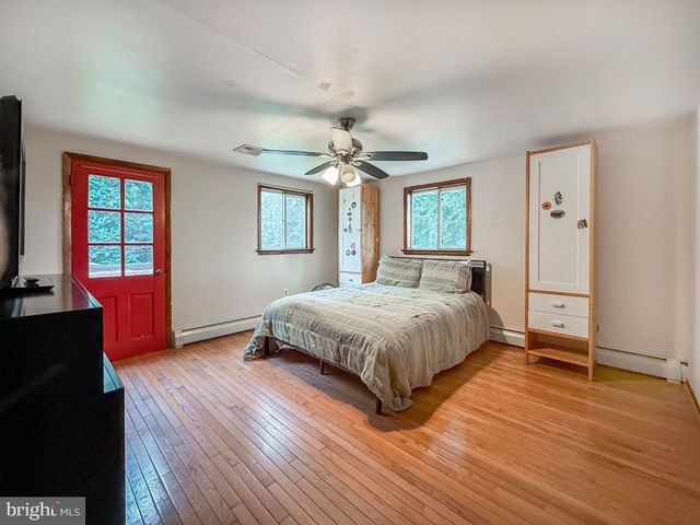 73 EVERGREEN, Doylestown, PA 18901