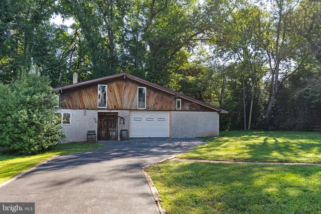 73 EVERGREEN, Doylestown, PA 18901