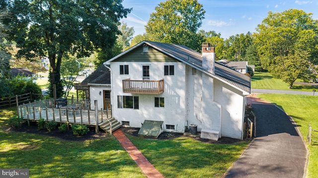 73 EVERGREEN, Doylestown, PA 18901