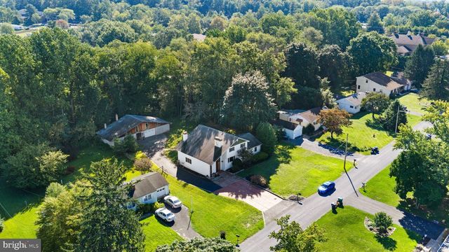 73 EVERGREEN, Doylestown, PA 18901