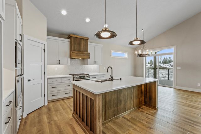 3935 S Glendora Dr, Spokane, WA 99223