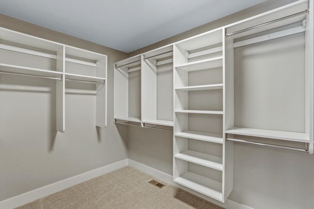 3935 S Glendora Dr, Spokane, WA 99223