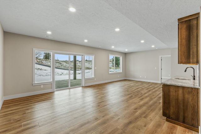 3935 S Glendora Dr, Spokane, WA 99223