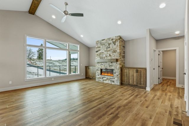 3935 S Glendora Dr, Spokane, WA 99223